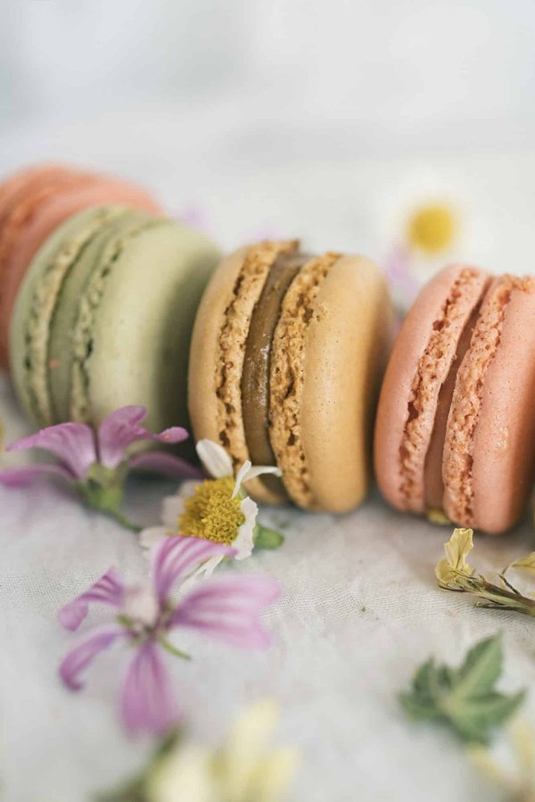 Quelle est la méthode pour faire des macarons à la rose et au litchi?
